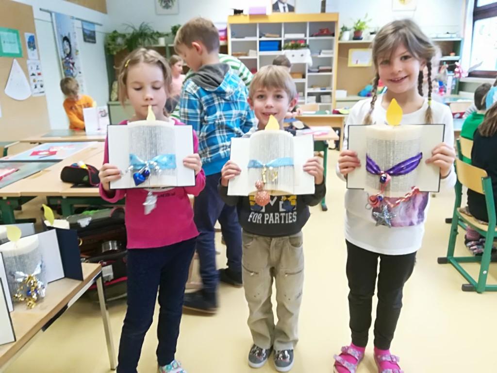 Bücherfalten mit der Volksschule