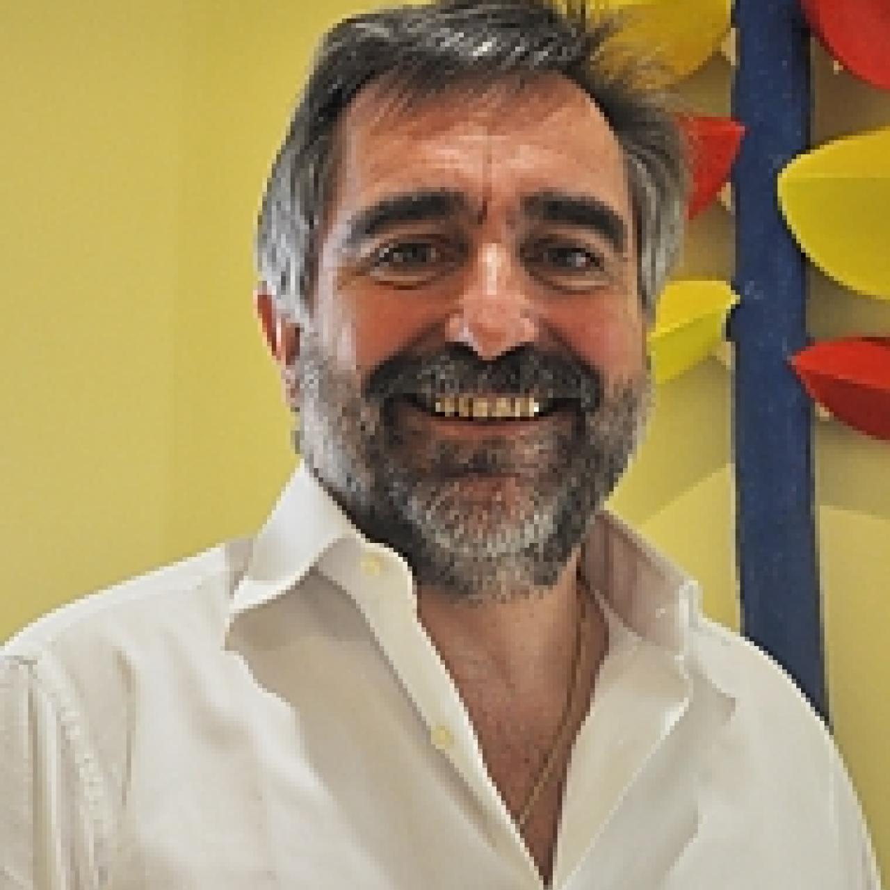 Dr. Michael Jesner